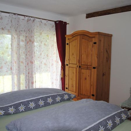 Aparthaus Am Walde & Appartement Sonnenseite Бартоломеберг Экстерьер фото