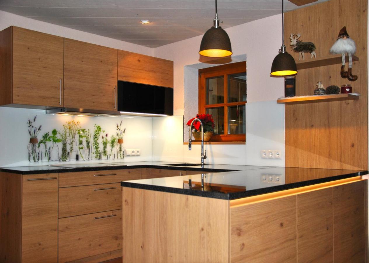 Aparthaus Am Walde & Appartement Sonnenseite Бартоломеберг Экстерьер фото